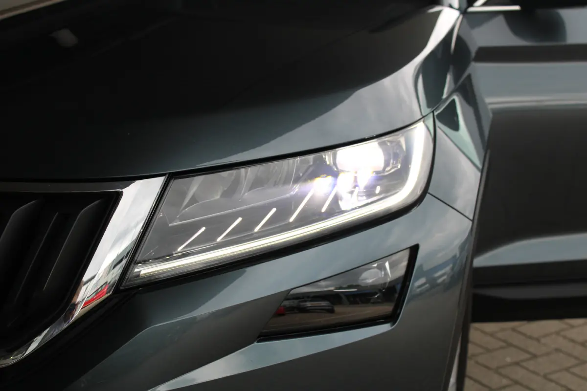 1.5 TSI Ambition Business | Apple Carplay/ Android Auto | Cruise control | LED koplampen | Climate control | Stoelverwarming |