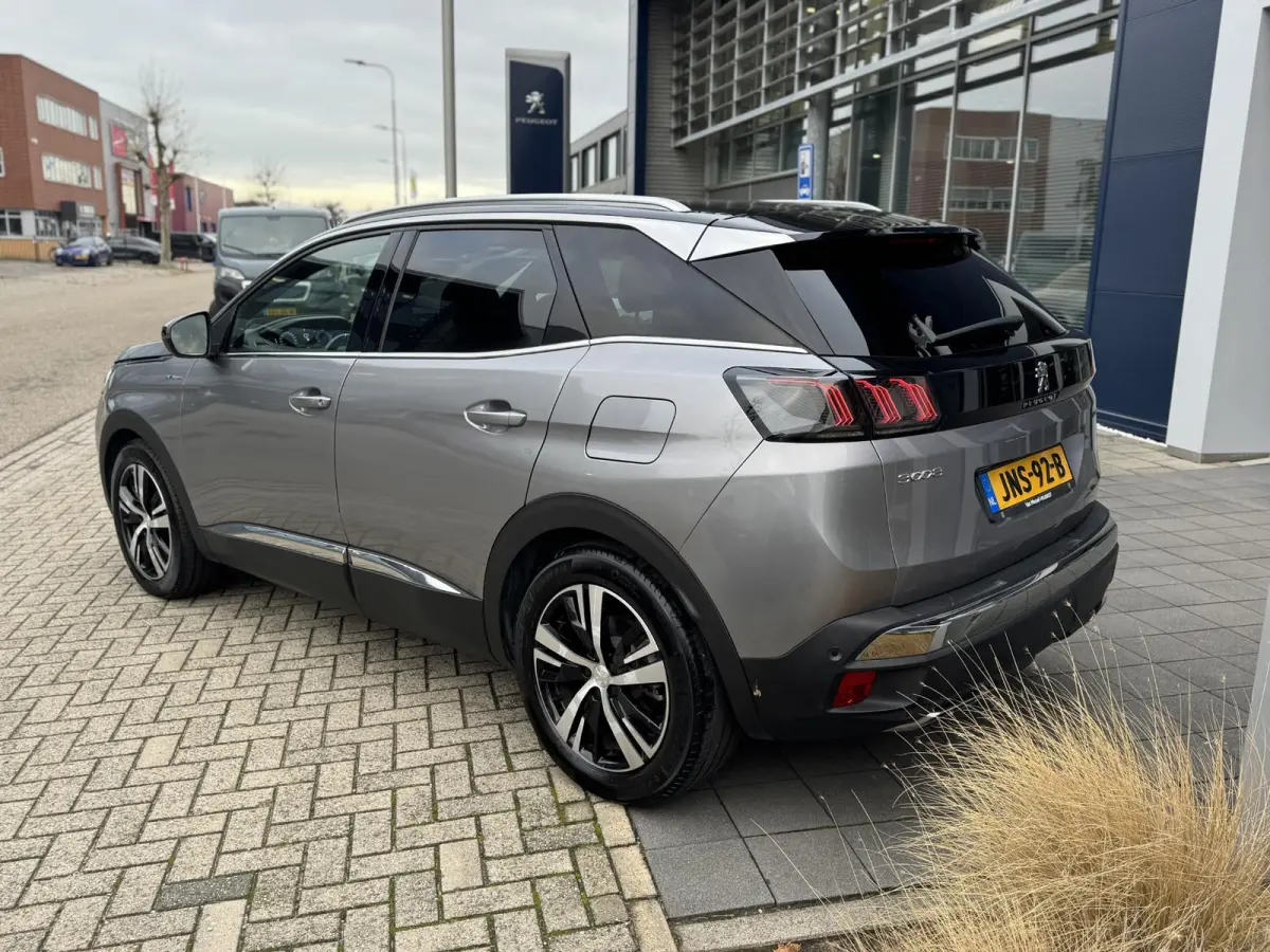1.6 HYbrid4 300 GT I Panoramadak l 4x4