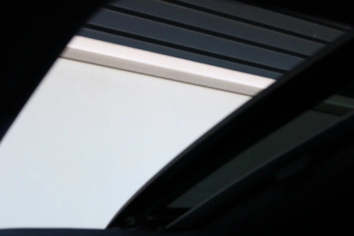 1.4 TSI iV Laurin & Klement | SOH 97%| Schuif-kanteldak | LED Matrix | Lederen bekleding | Memory seats |