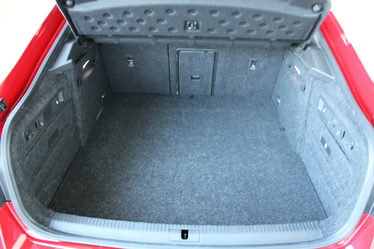 1.4 TSI iV Laurin & Klement | SOH 97%| Schuif-kanteldak | LED Matrix | Lederen bekleding | Memory seats |