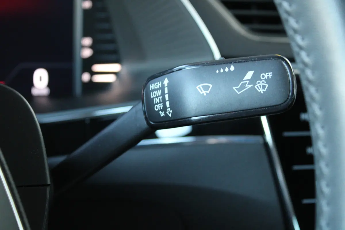 1.4 TSI iV Laurin & Klement | SOH 97%| Schuif-kanteldak | LED Matrix | Lederen bekleding | Memory seats |