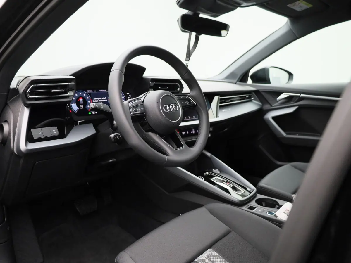30 TFSI Pro Line 116 PK | Automaat | Audi Drive Select | Apple Carplay/Android Auto | Stoelverwarming | Bestuurdersstoel elekr. verstelbaar | Apple Carplay/Andriod Auto | 17" LM-Velgen | Par
