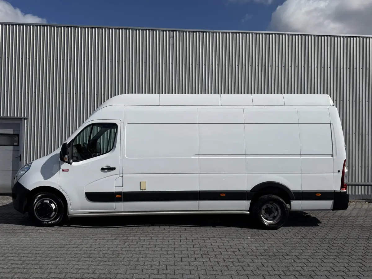 T35 2.3 dCi L4H3 DL*A/C*CRUISE*3-P*HAAK*3500KG*
