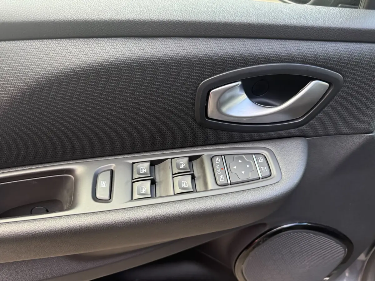 1.2 TCe Intens | 2E EIGENAAR | AUTOMAAT | 3/6 OF 12MND GARANTIE | NAVI | CRUISE | CLIMA |