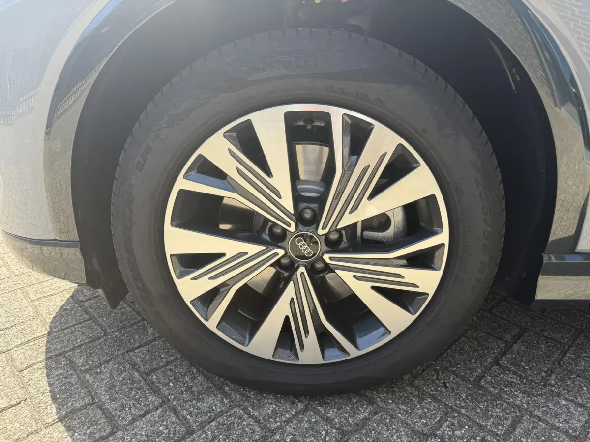45 quattro S Edition Competition 82 kWh 286 PK | S-Line | Navigatie | Climate Control | Stoelverwarming | Cruise Control | Achteruitrijcamera | Parkeersensoren | Trekhaak | Panoramadak | Ele