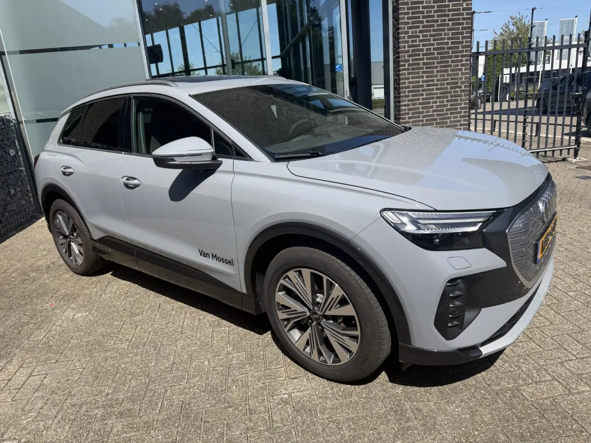 45 quattro S Edition Competition 82 kWh 286 PK | S-Line | Navigatie | Climate Control | Stoelverwarming | Cruise Control | Achteruitrijcamera | Parkeersensoren | Trekhaak | Panoramadak | Ele