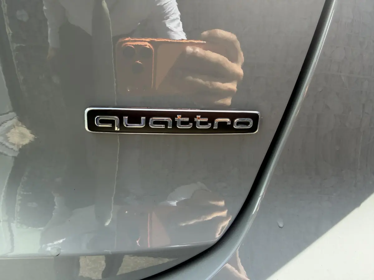 45 quattro S Edition Competition 82 kWh 286 PK | S-Line | Navigatie | Climate Control | Stoelverwarming | Cruise Control | Achteruitrijcamera | Parkeersensoren | Trekhaak | Panoramadak | Ele