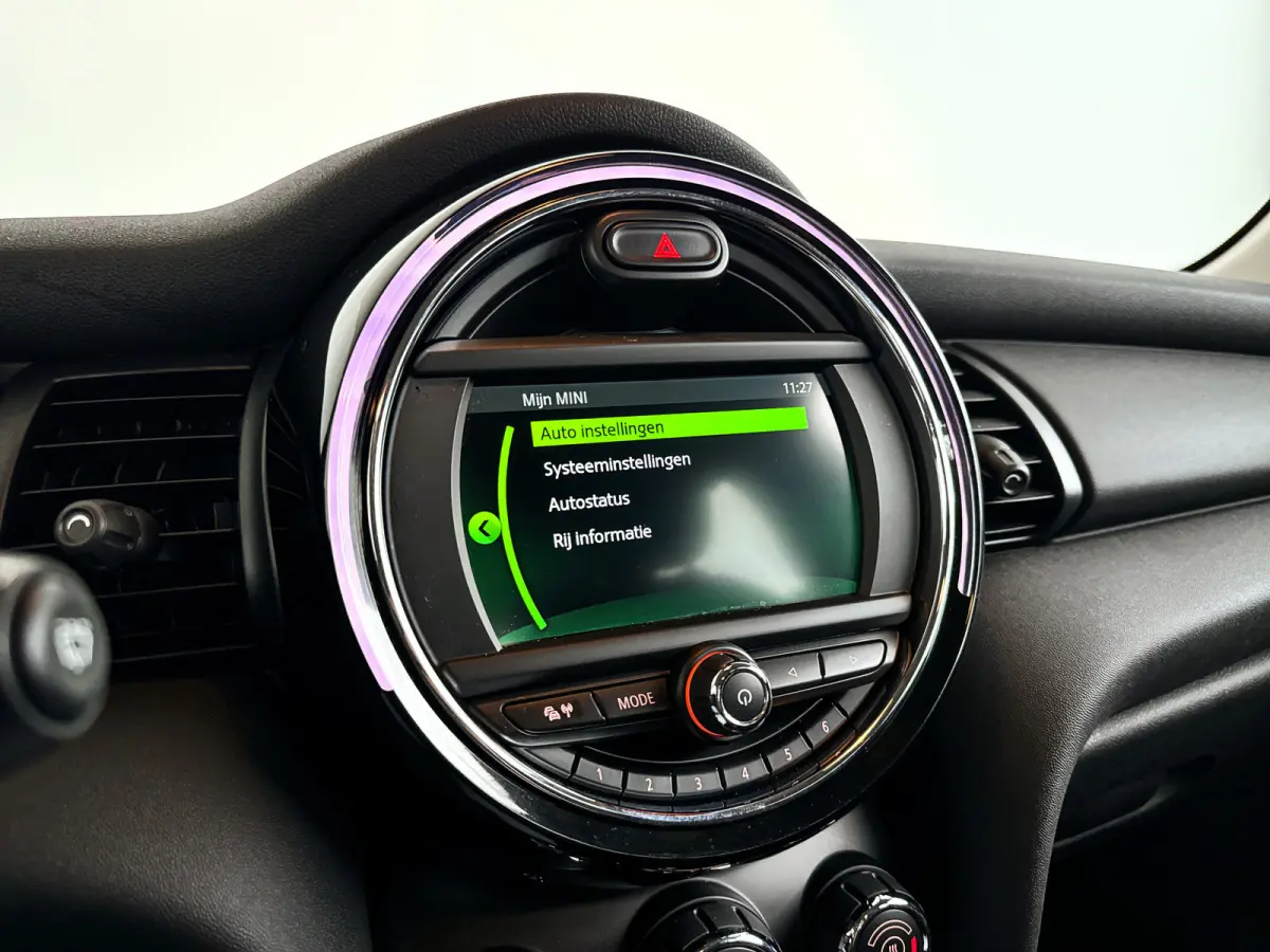 1.5 One First | Park assist | Airco | Cruise control