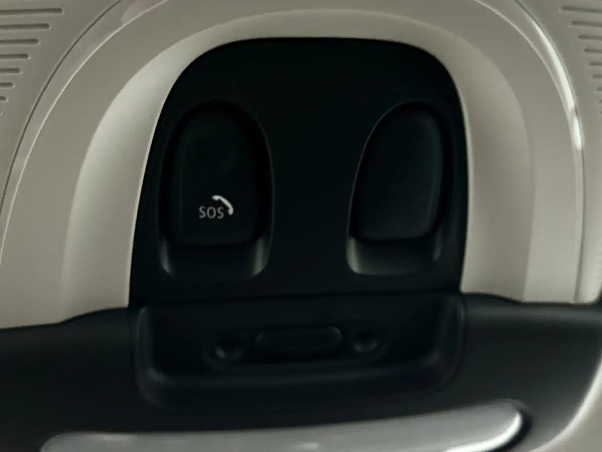 1.5 One First | Park assist | Airco | Cruise control