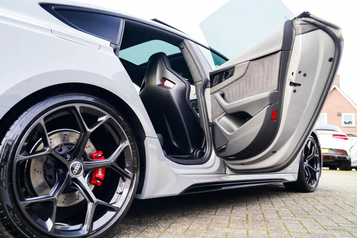 2.9 TFSI RS 5 Quattro Competition Plus | Kuipstoelen | Keramisch | Carbon | Nieuwstaat | HuD | Bang&Olufsen |