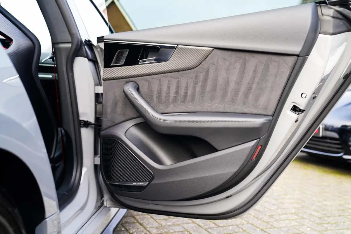 2.9 TFSI RS 5 Quattro Competition Plus | Kuipstoelen | Keramisch | Carbon | Nieuwstaat | HuD | Bang&Olufsen |