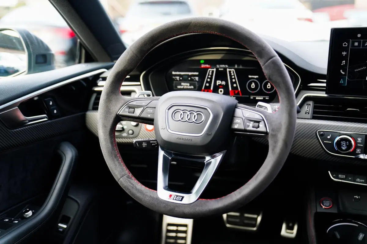 2.9 TFSI RS 5 Quattro Competition Plus | Kuipstoelen | Keramisch | Carbon | Nieuwstaat | HuD | Bang&Olufsen |