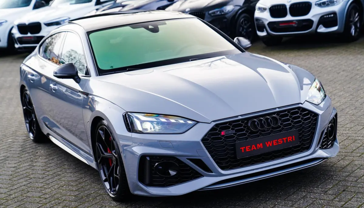2.9 TFSI RS 5 Quattro Competition Plus | Kuipstoelen | Keramisch | Carbon | Nieuwstaat | HuD | Bang&Olufsen |