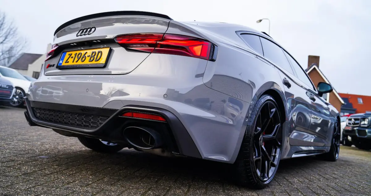 2.9 TFSI RS 5 Quattro Competition Plus | Kuipstoelen | Keramisch | Carbon | Nieuwstaat | HuD | Bang&Olufsen |