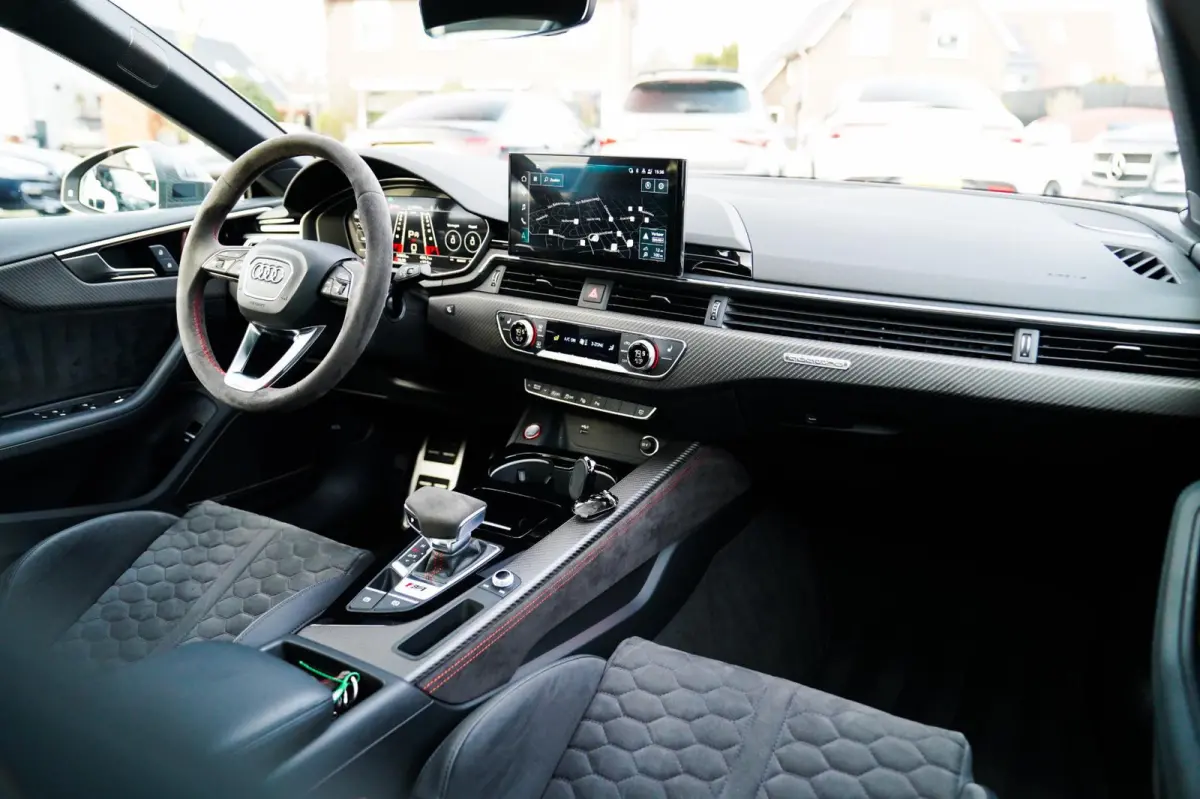 2.9 TFSI RS 5 Quattro Competition Plus | Kuipstoelen | Keramisch | Carbon | Nieuwstaat | HuD | Bang&Olufsen |