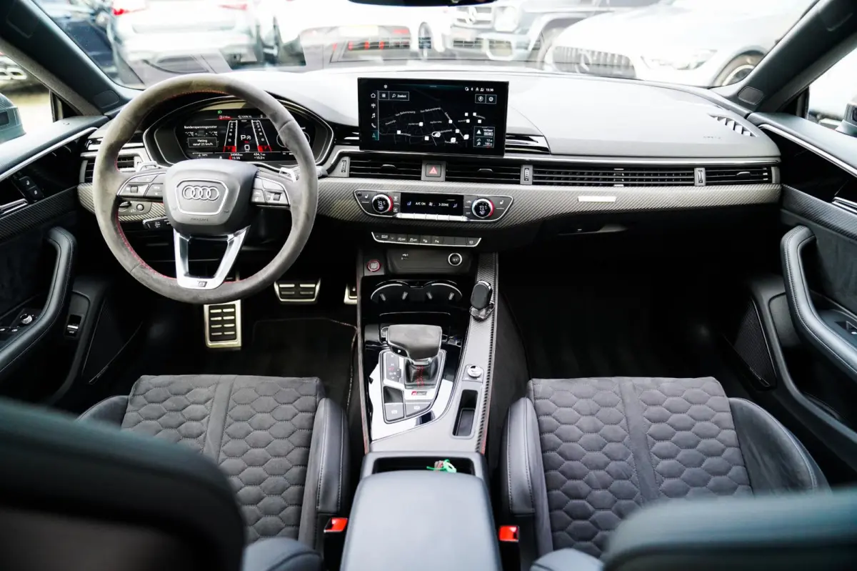 2.9 TFSI RS 5 Quattro Competition Plus | Kuipstoelen | Keramisch | Carbon | Nieuwstaat | HuD | Bang&Olufsen |