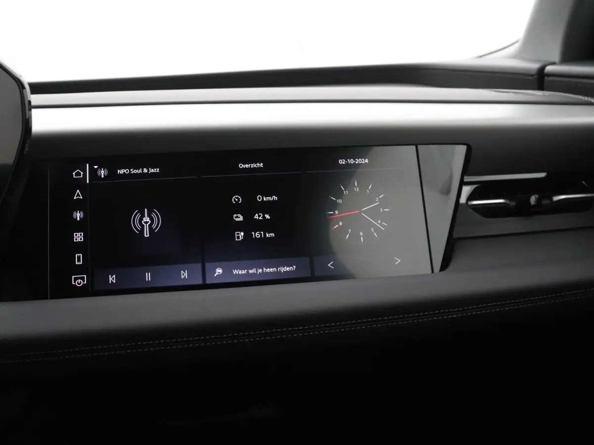 Advanced edition performance 100 kWh 306 PK | Navigatie | Omgevingscamera’s | Elektrisch instelbare stoelen | MMI Bijrijdersscherm | Leder-kunstlederen sportstoelen | Matrix Ledkoplampen| 