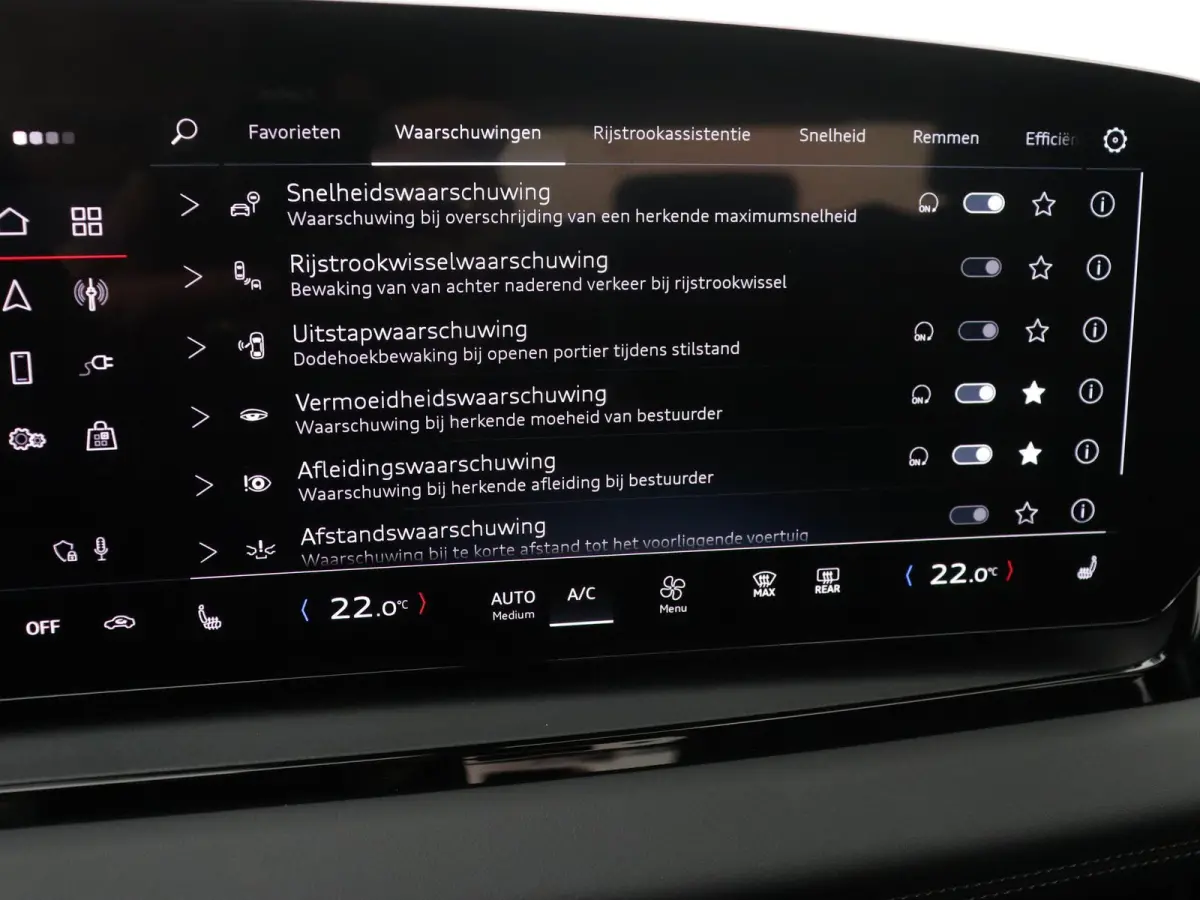 Advanced edition performance 100 kWh 306 PK | Navigatie | Omgevingscamera’s | Elektrisch instelbare stoelen | MMI Bijrijdersscherm | Leder-kunstlederen sportstoelen | Matrix Ledkoplampen| 