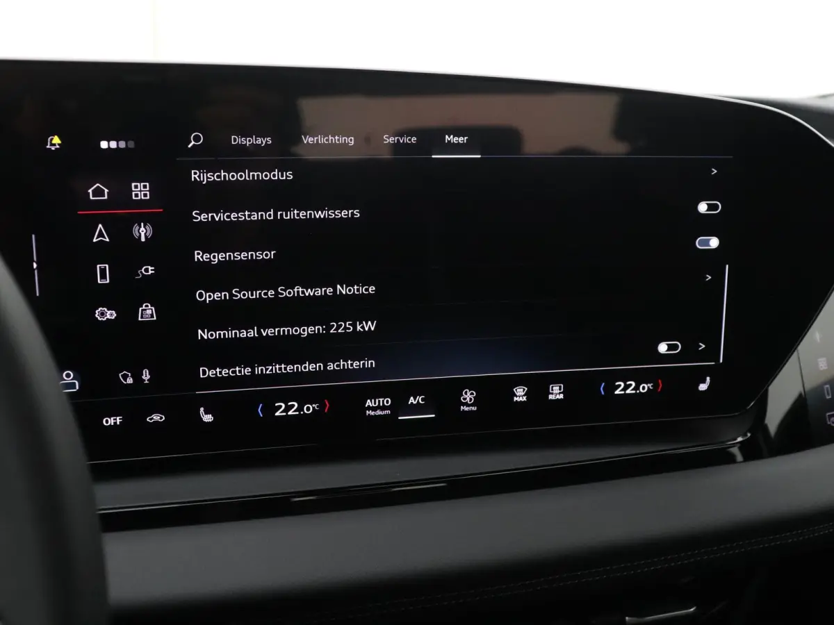 Advanced edition performance 100 kWh 306 PK | Navigatie | Omgevingscamera’s | Elektrisch instelbare stoelen | MMI Bijrijdersscherm | Leder-kunstlederen sportstoelen | Matrix Ledkoplampen| 