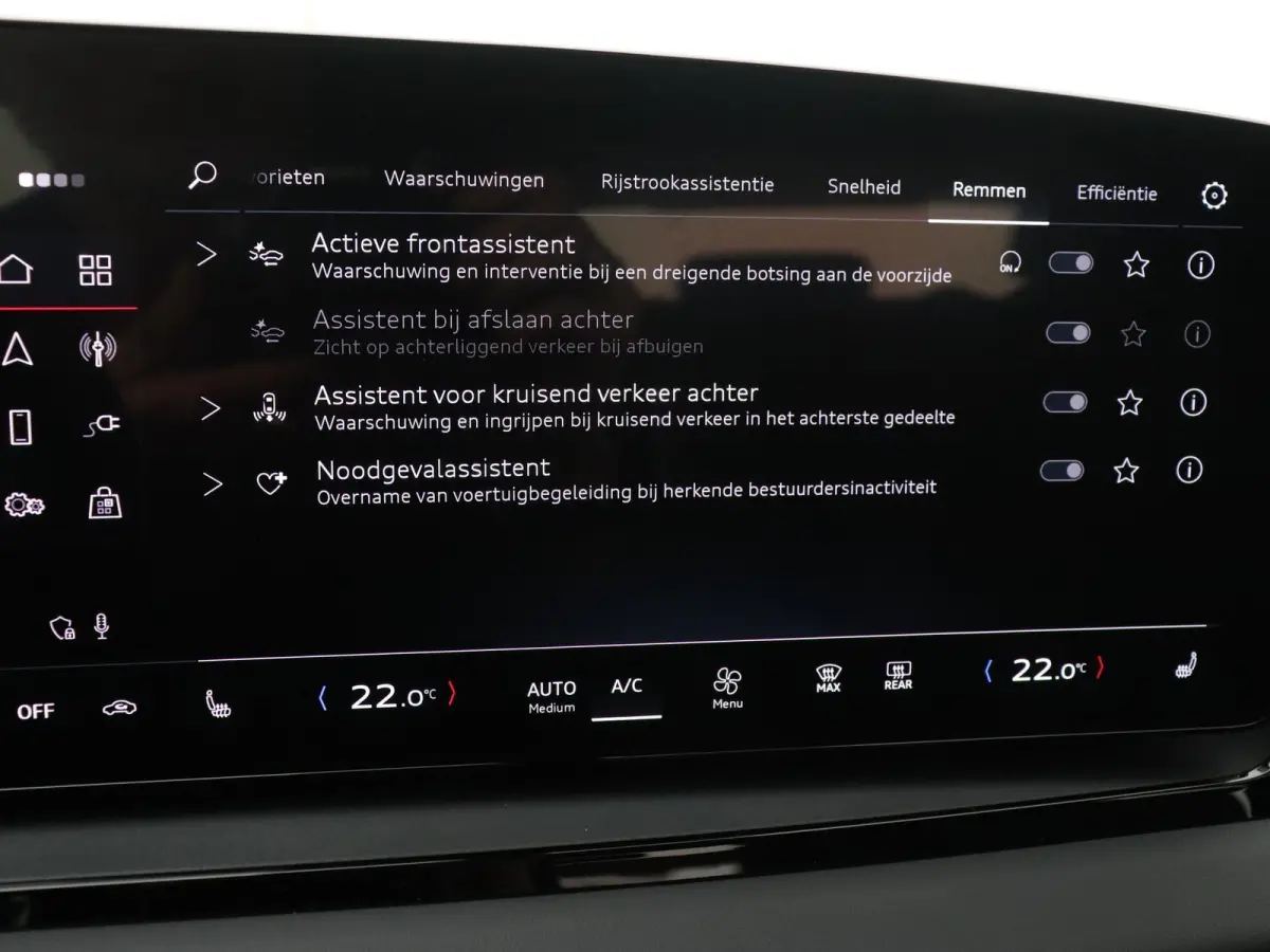 Advanced edition performance 100 kWh 306 PK | Navigatie | Omgevingscamera’s | Elektrisch instelbare stoelen | MMI Bijrijdersscherm | Leder-kunstlederen sportstoelen | Matrix Ledkoplampen| 