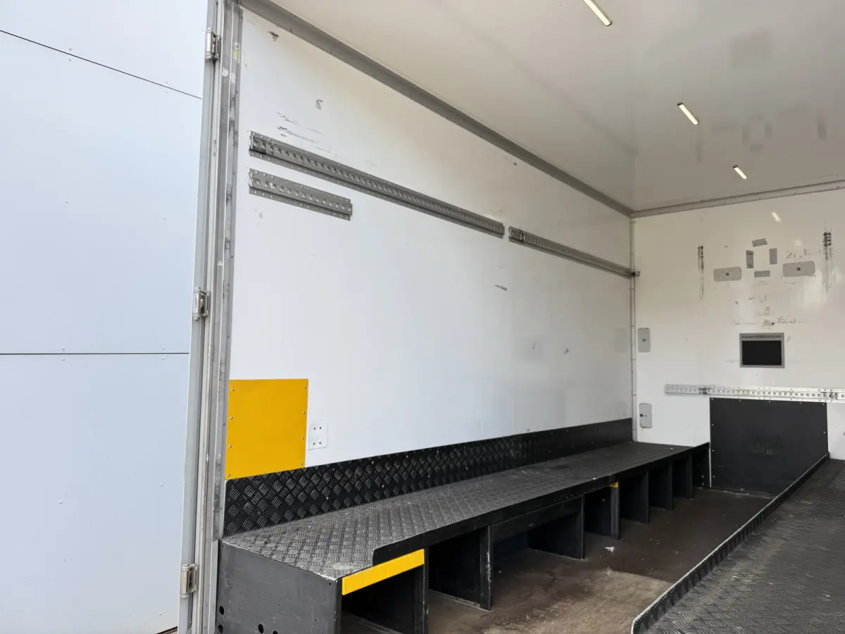 Plancher T35 2.3 DCI 150PK Lowliner Bakwagen Airco Cruise Control Camera Foodtruck Meubelbak Paardenwagen