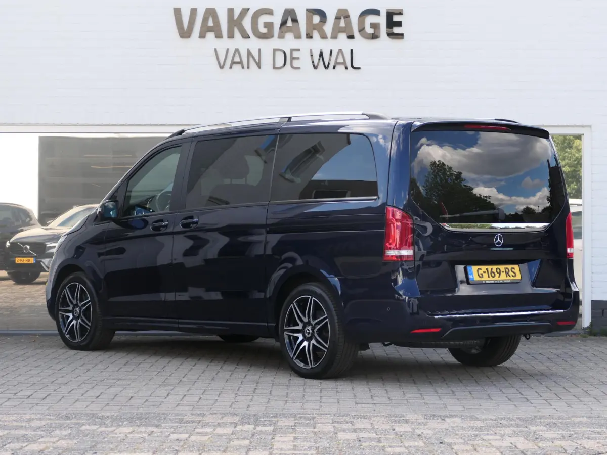 250d 4-MATIC Lang Exclusive | Panoramadak | 360°-camera | Standkachel | Burmester | Carbon interieur | Dodehoek detectie | Elektrische schuifdeuren + achterklep | ACC | Stoelventilatie V+A 