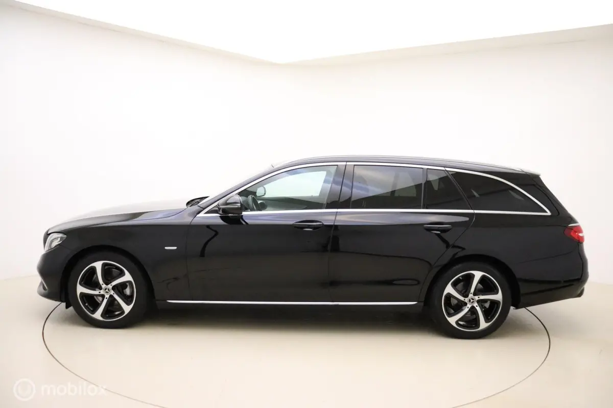 300 d Sport Edition|ADAPTIVE|TREKH