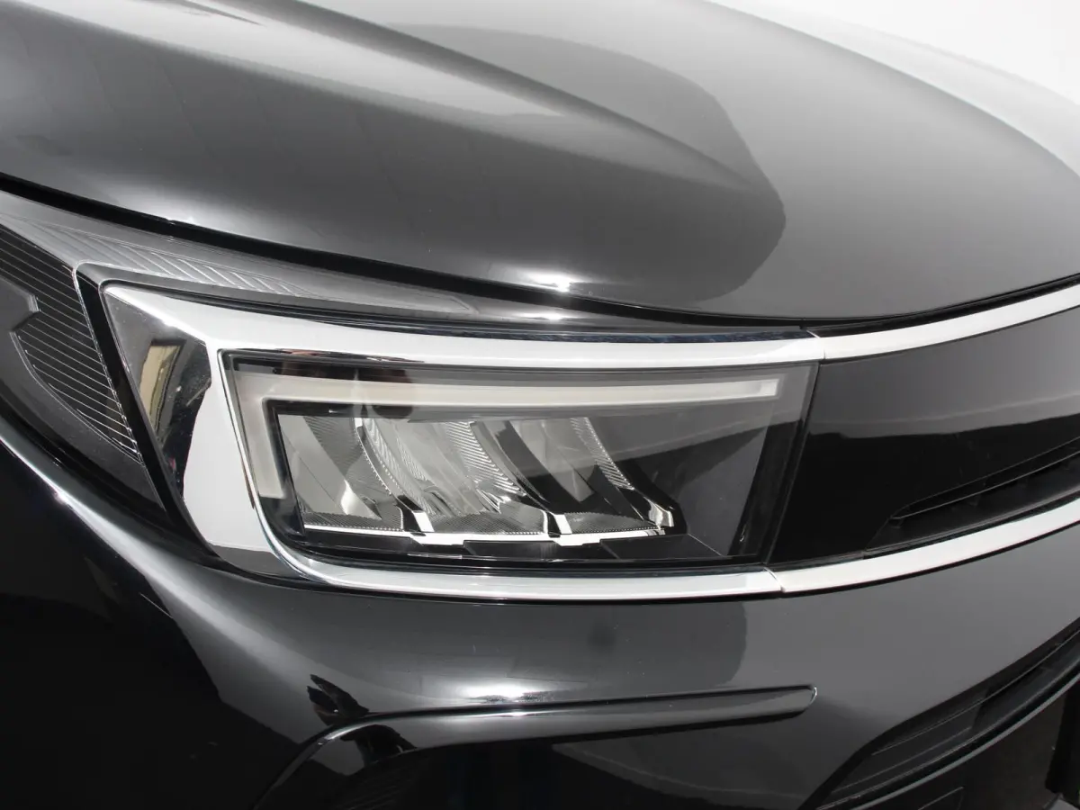 1.2 Turbo GS Automaat Navigatie Apple Carplay/Android Auto Camera Parkeersensoren Adaptive Cruise Control Dodehoekdetectie Stoel-en stuurverwarming Climate Control Lichtmetalen velgen