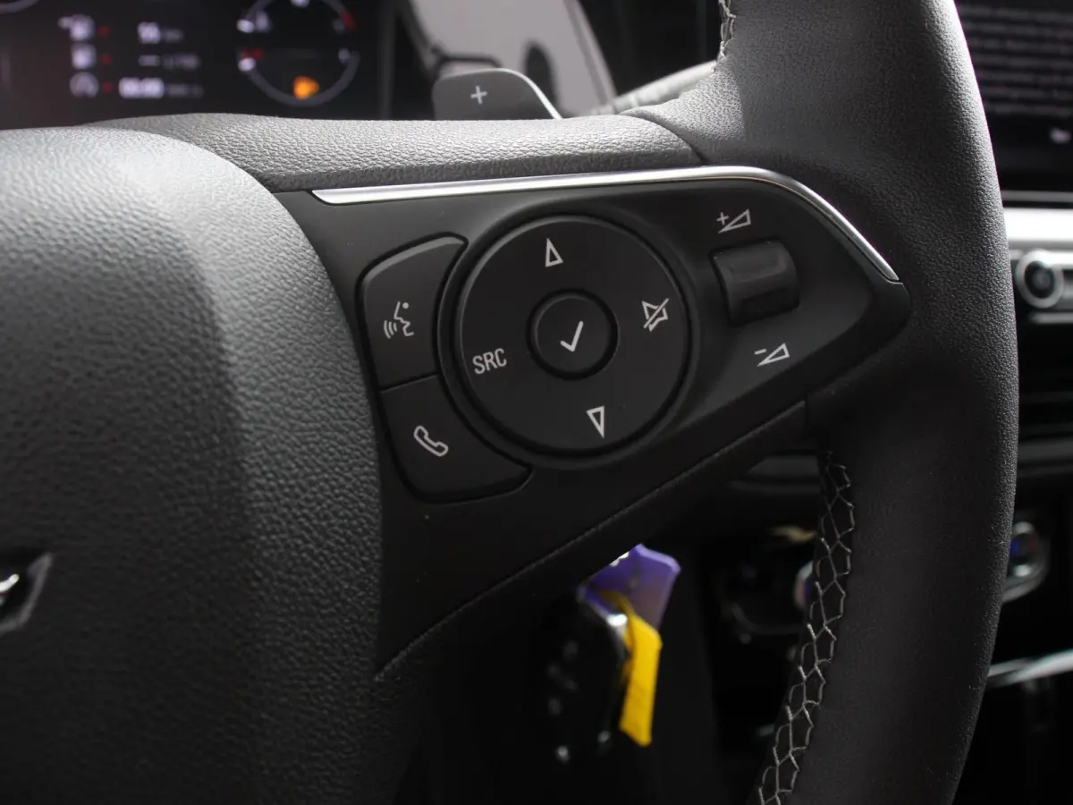 1.2 Turbo GS Automaat Navigatie Apple Carplay/Android Auto Camera Parkeersensoren Adaptive Cruise Control Dodehoekdetectie Stoel-en stuurverwarming Climate Control Lichtmetalen velgen