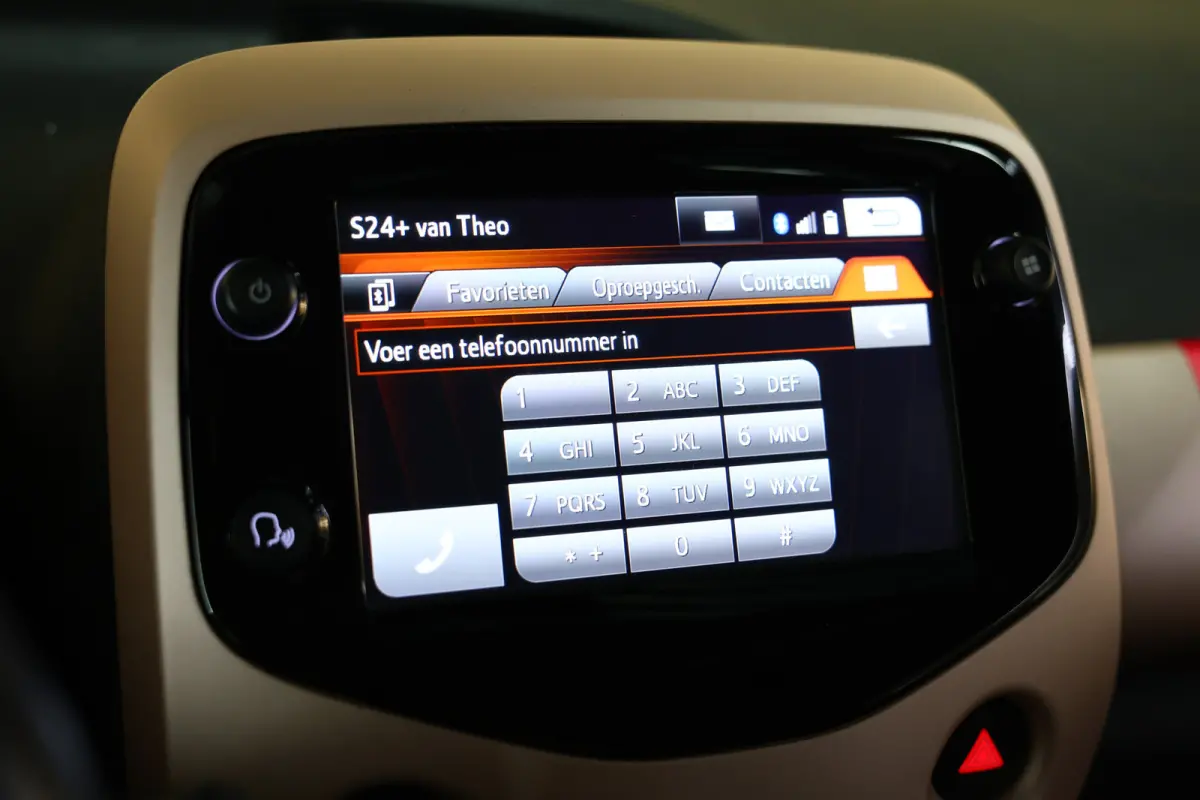 1.0 VTi Elle AVM CARPLAY NAVI CLIMA CAMERA CRUISE BT 2018