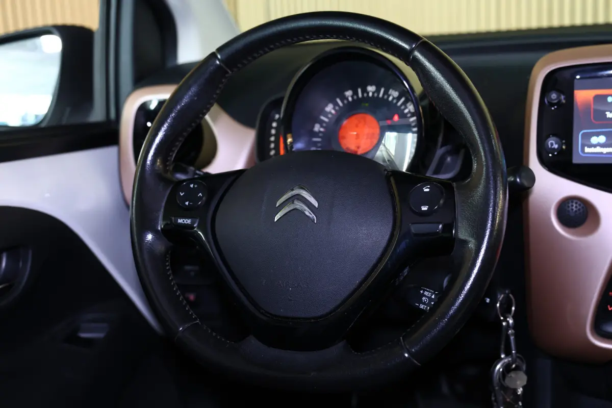 1.0 VTi Elle AVM CARPLAY NAVI CLIMA CAMERA CRUISE BT 2018