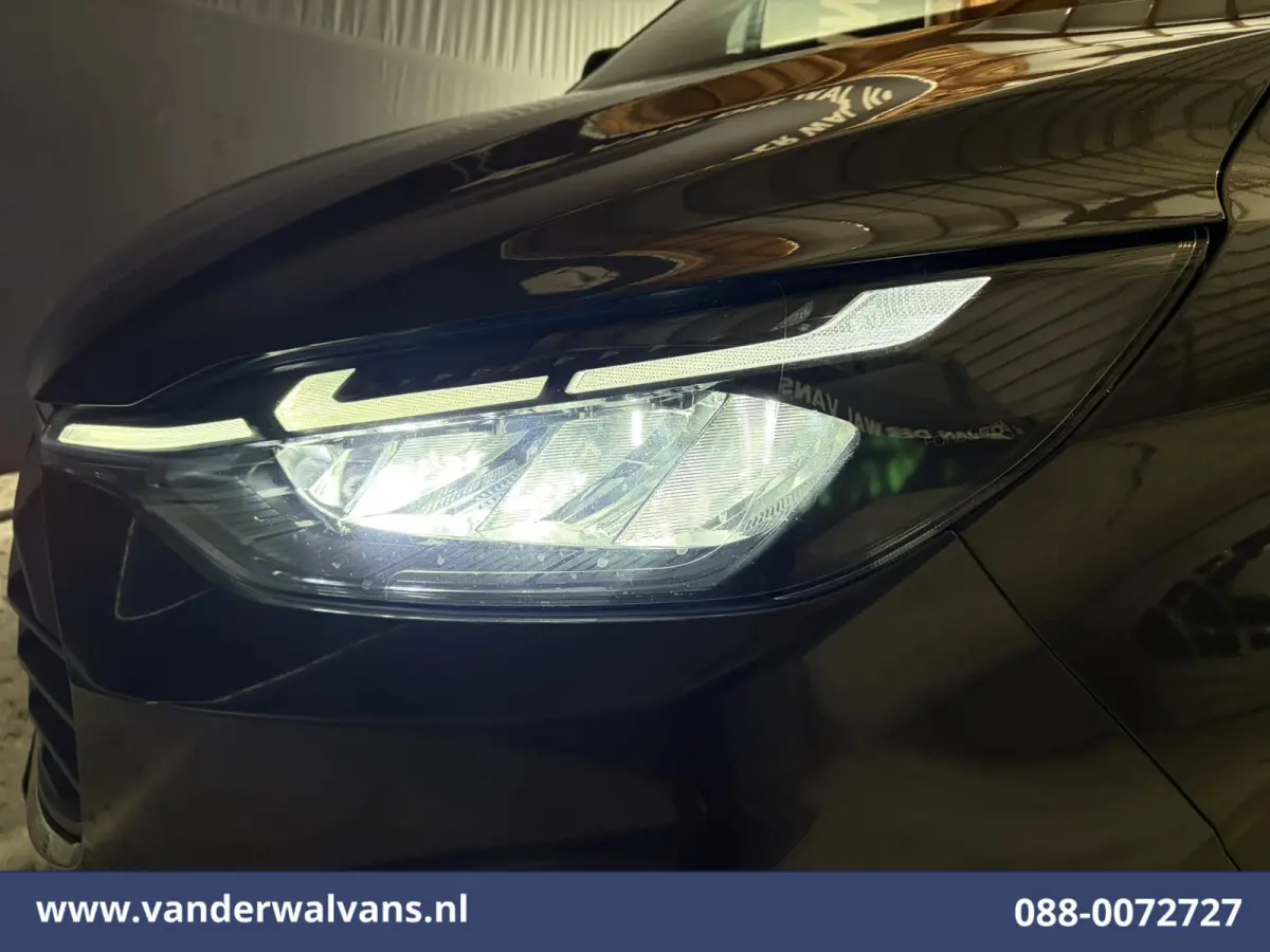 2.0 TDCI 136pk L1H1 Euro6 Airco | Camera | Navigatie | LED | Apple Carplay | Adaptieve Cruisecontrol Android Auto, Verwarmde voorruit, Stoelverwarming, Parkeersensoren, Bijrijdersbank, 2590k