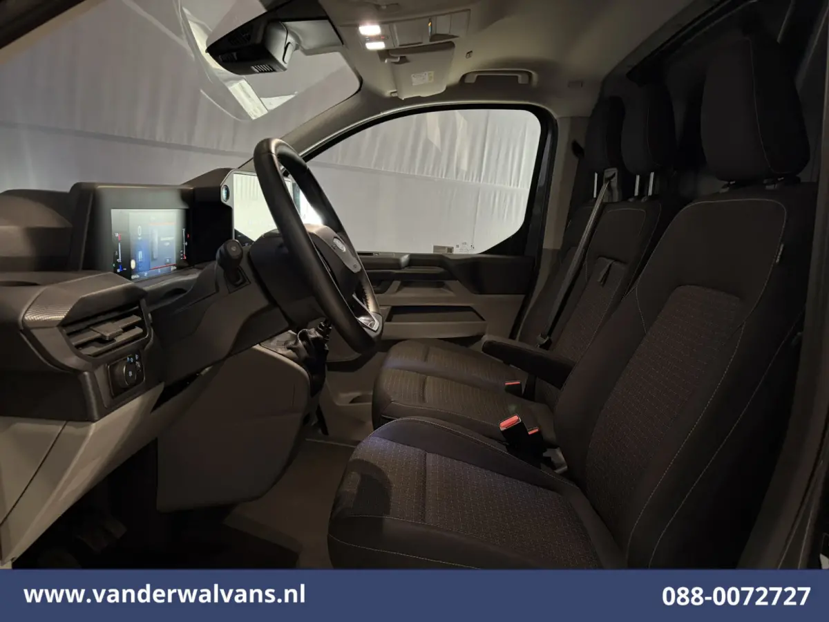 2.0 TDCI 136pk L1H1 Euro6 Airco | Camera | Navigatie | LED | Apple Carplay | Adaptieve Cruisecontrol Android Auto, Verwarmde voorruit, Stoelverwarming, Parkeersensoren, Bijrijdersbank, 2590k