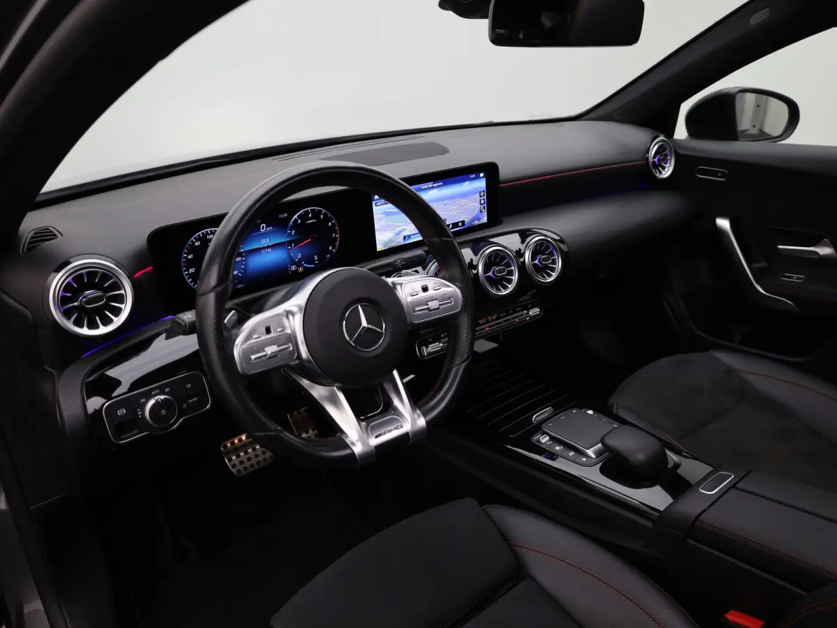 180 AMG Line | Panodak | Camera | Sfeer | Keyless | Prijs Rijklaar!!
