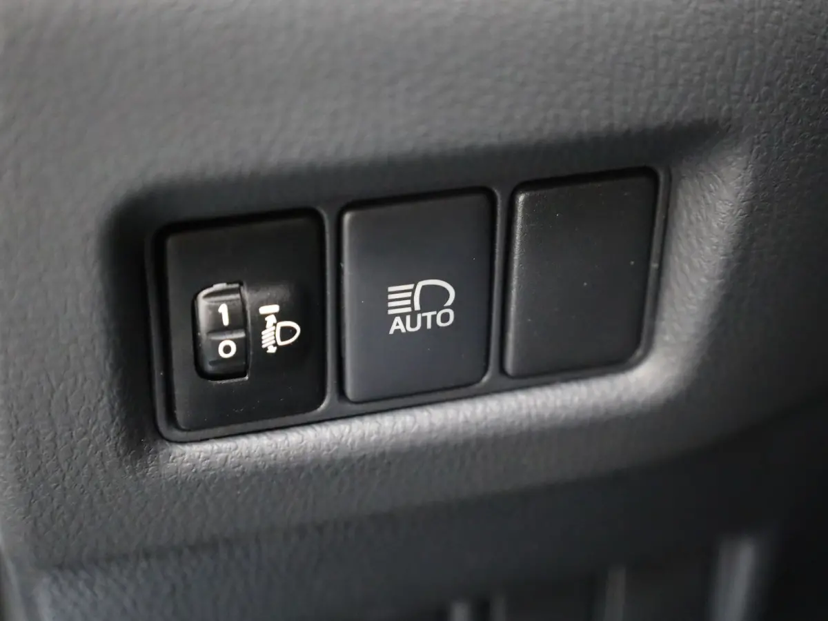 1.8 Hybrid Style | JBL | BSM | Keyless | Stoelverw. | PDC V&A | Prijs Rijklaar!!