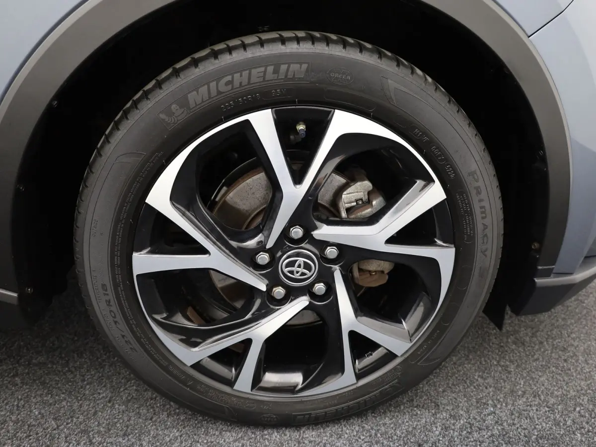 1.8 Hybrid Style | JBL | BSM | Keyless | Stoelverw. | PDC V&A | Prijs Rijklaar!!