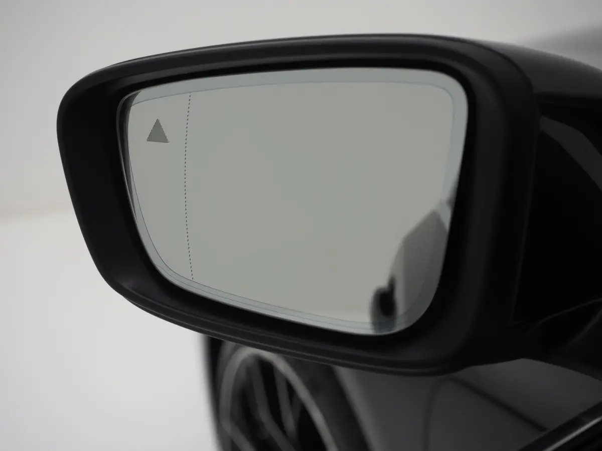 530e | Leder | Memory | Stoelventilatie | Adaptive Cruise | Camera | Sfeerlicht | Dodehoek