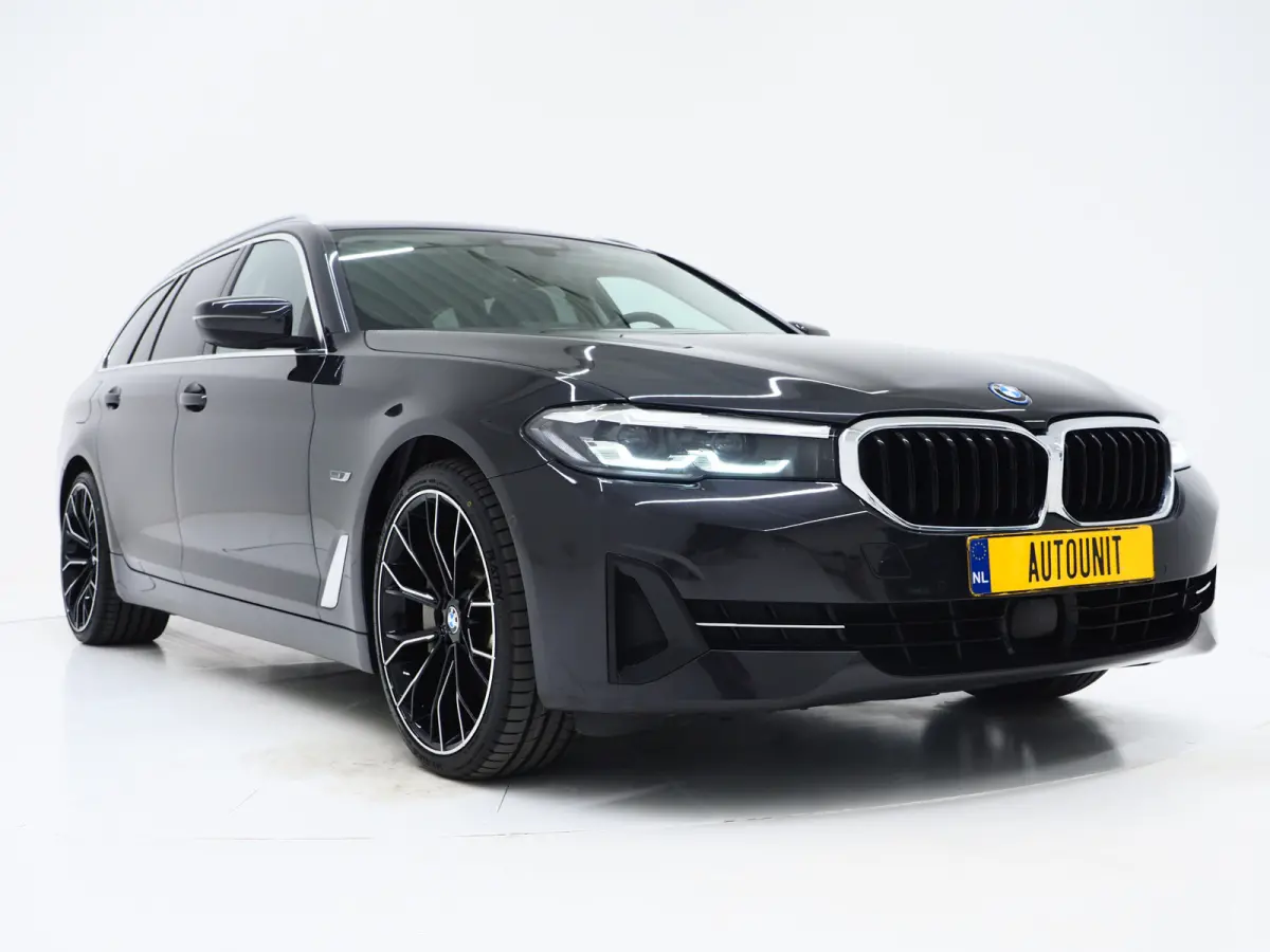 530e | Leder | Memory | Stoelventilatie | Adaptive Cruise | Camera | Sfeerlicht | Dodehoek