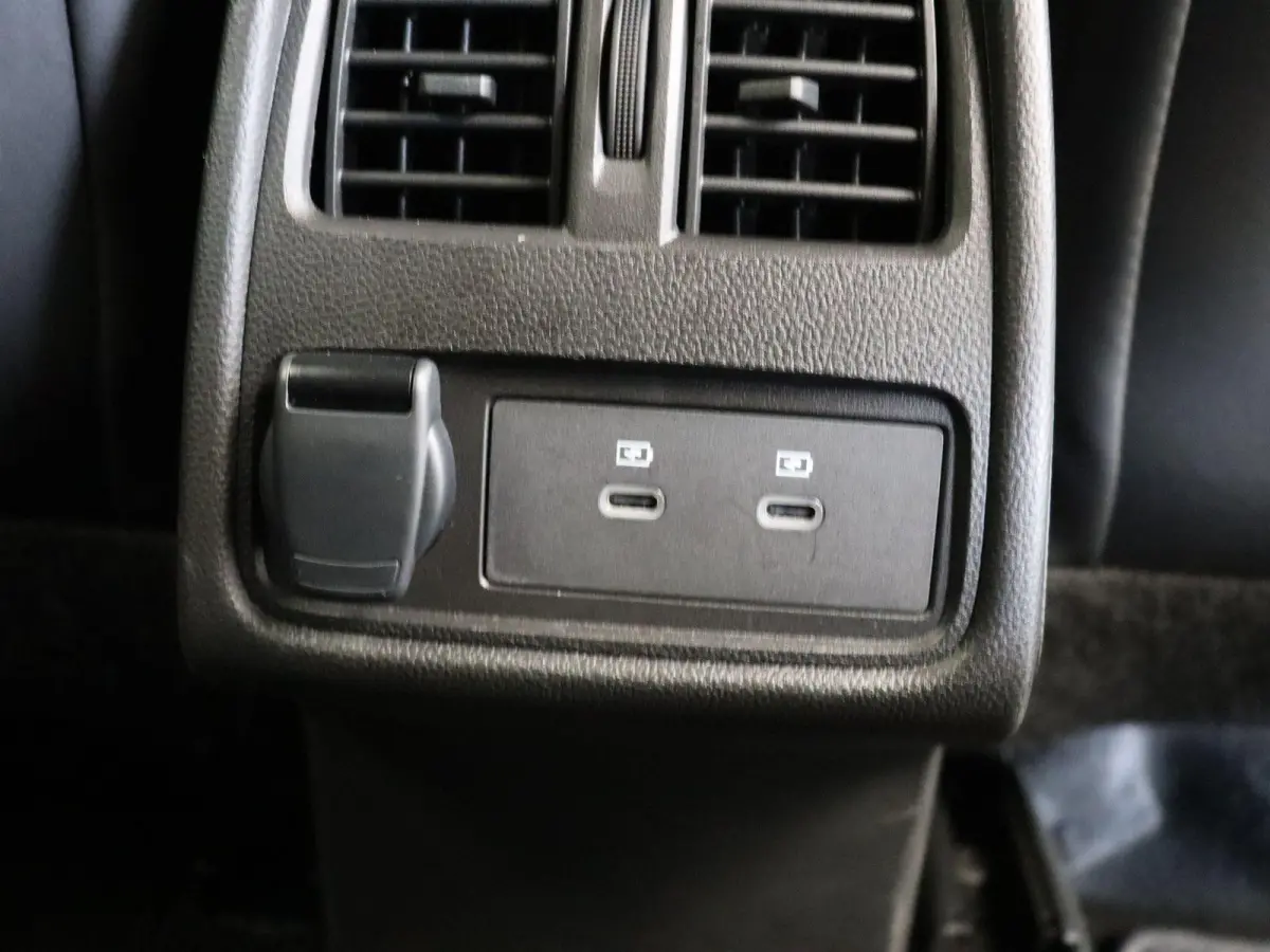 1.6 E-Tech full hybrid 145 techno | Achteruitrijcamera | Adaptieve cruise control | Navigatie | Climate control |