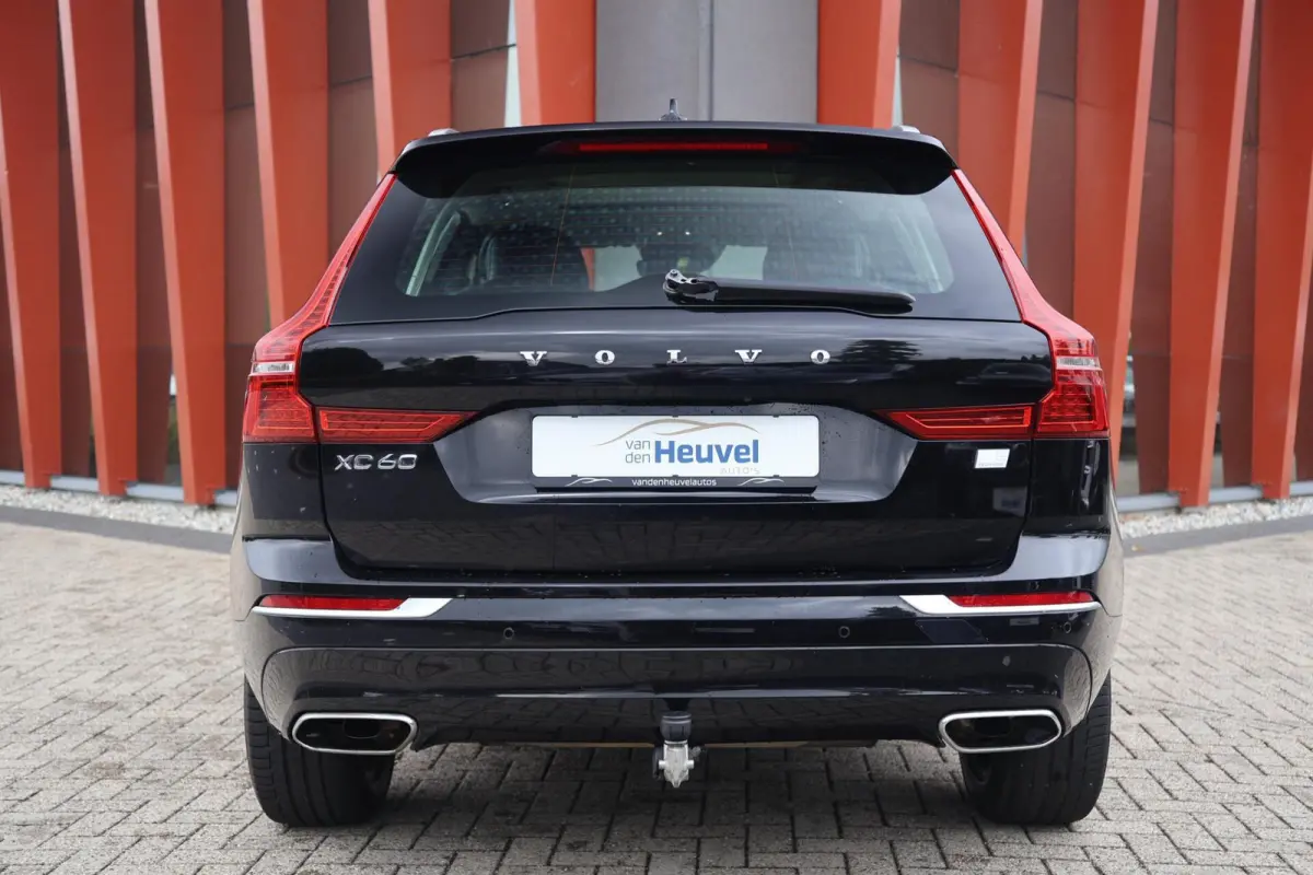 T6 Recharge AWD Inscription | Stoelverwarming | Trekhaak | Parkeercamera | Panoramadak | Pilot Assist | BLIS | Leder | Keyless
