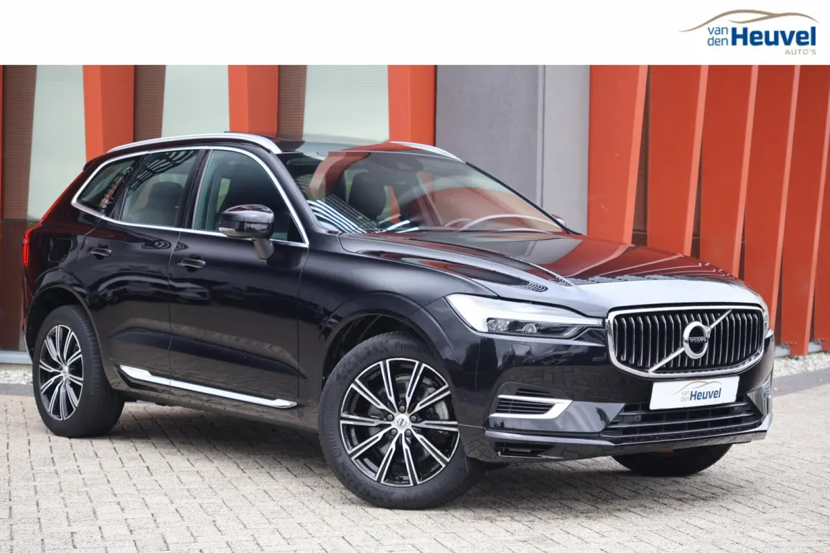 T6 Recharge AWD Inscription | Stoelverwarming | Trekhaak | Parkeercamera | Panoramadak | Pilot Assist | BLIS | Leder | Keyless
