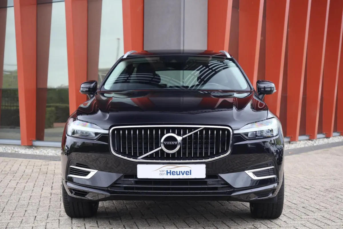 T6 Recharge AWD Inscription | Stoelverwarming | Trekhaak | Parkeercamera | Panoramadak | Pilot Assist | BLIS | Leder | Keyless