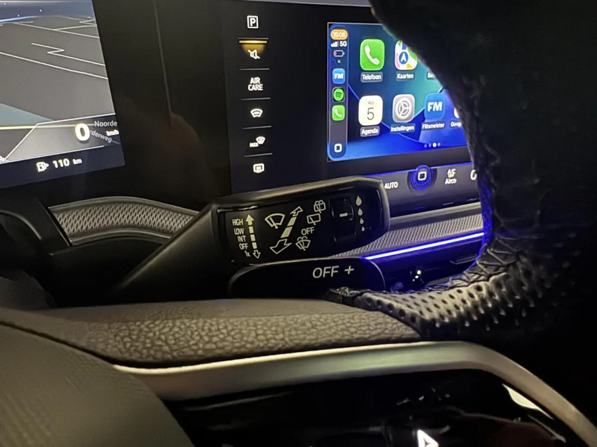 3.0 TSi eHybrid 4MOTION R-Line Pano Lapiz Blue
