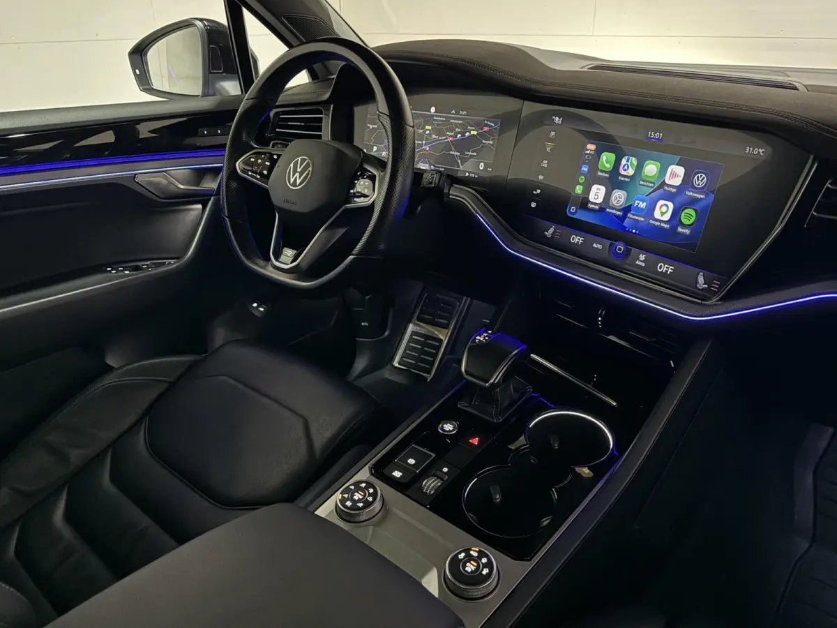 3.0 TSi eHybrid 4MOTION R-Line Pano Lapiz Blue