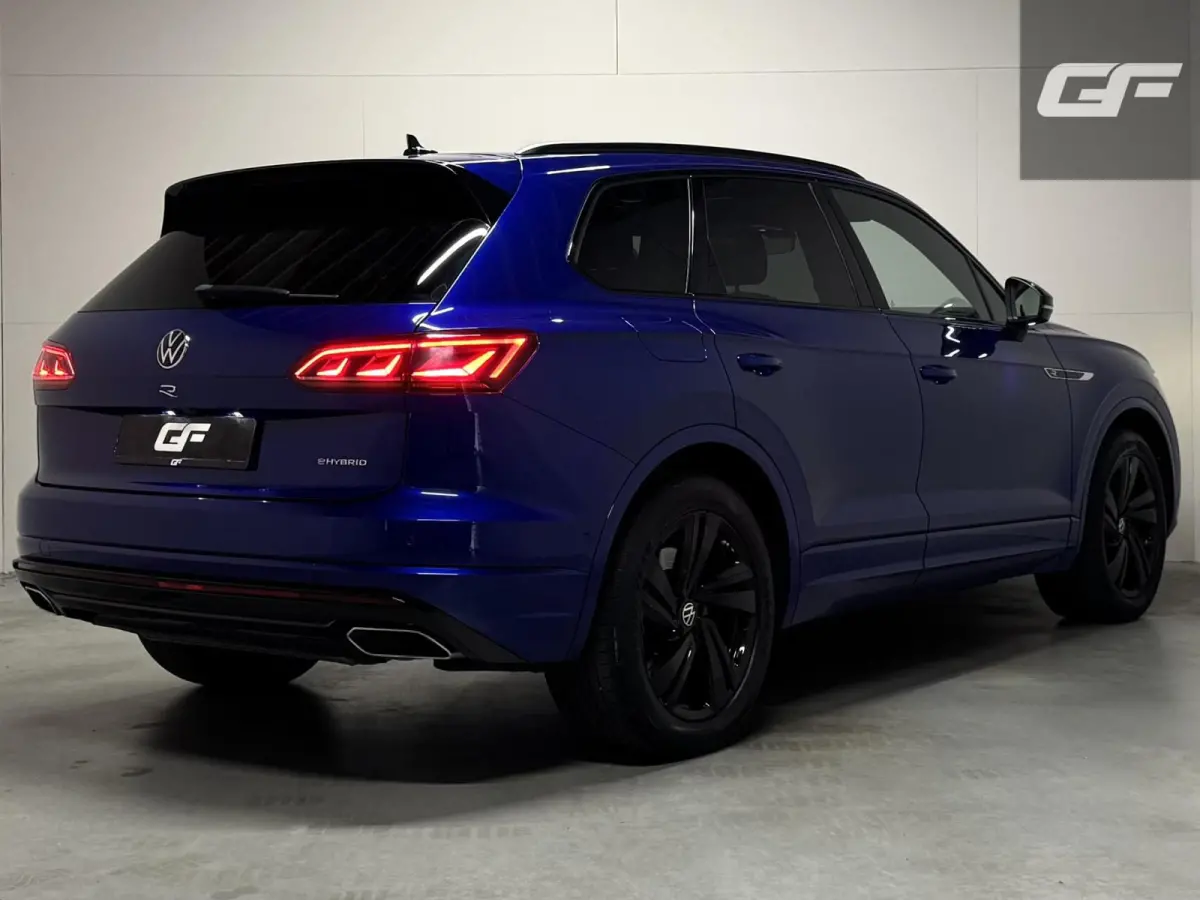 3.0 TSi eHybrid 4MOTION R-Line Pano Lapiz Blue