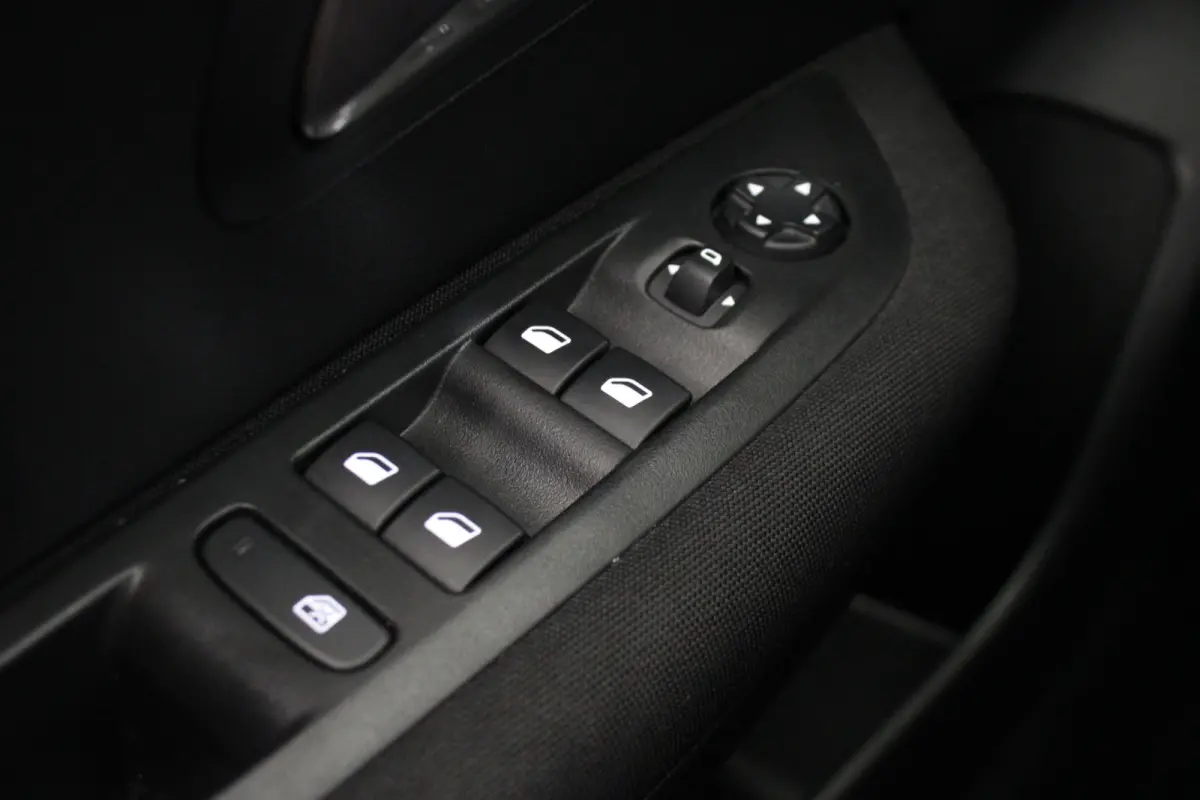 1.2 PureTech 75 Active |Carplay|