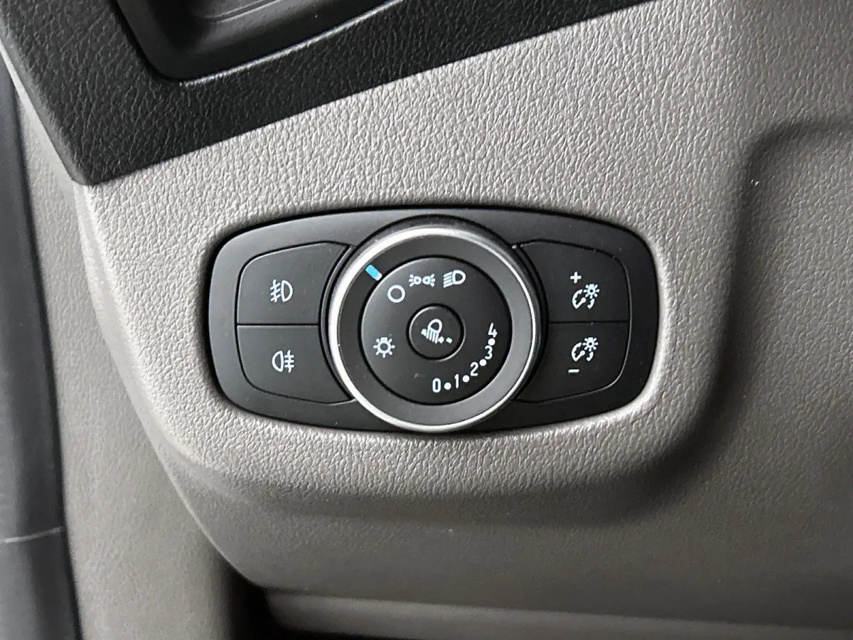 1.5 EcoBlue Automaat L2 Trend Navigatie Airco Parkeersensoren Cruise Control 3Zits Camera DAB+