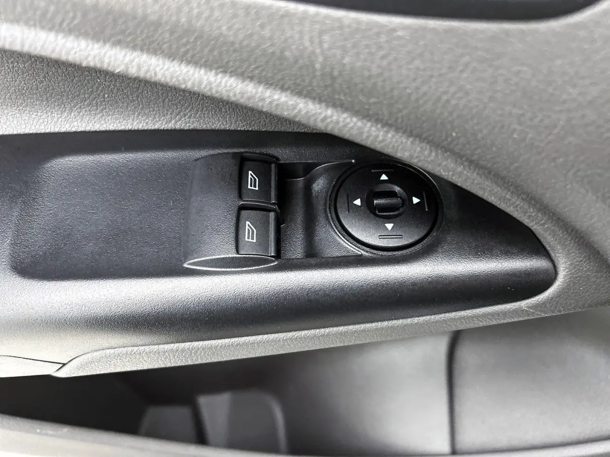 1.5 EcoBlue Automaat L2 Trend Navigatie Airco Parkeersensoren Cruise Control Camera