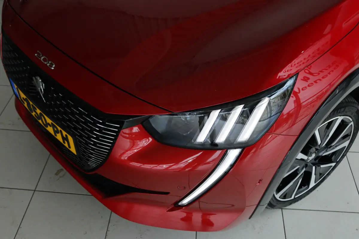 1.2 Turbo GT Pack | Adapt. Cruise | Trekhaak | Camera | Stoelverwarming | Navi | Carplay | Keyless | Climate | 17 Inch | Dodehoekdetectie
