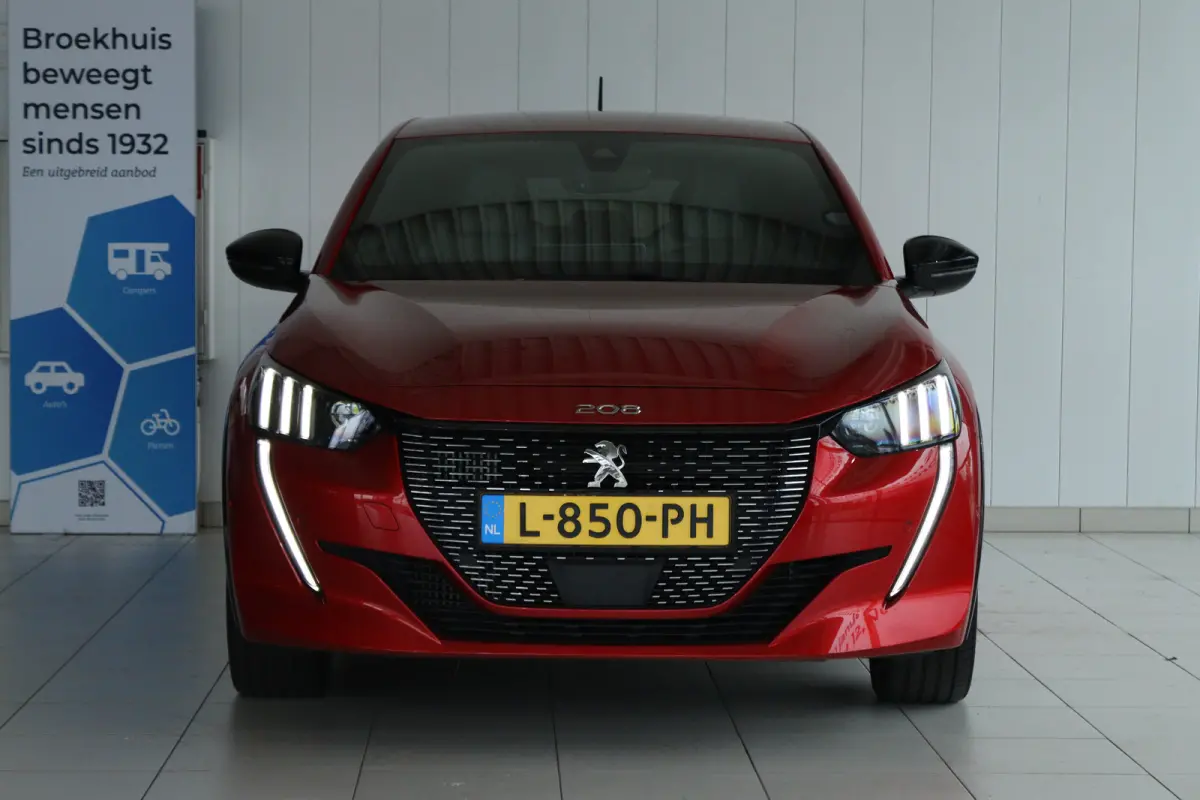 1.2 Turbo GT Pack | Adapt. Cruise | Trekhaak | Camera | Stoelverwarming | Navi | Carplay | Keyless | Climate | 17 Inch | Dodehoekdetectie